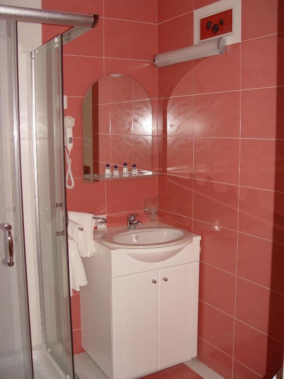 Family Hotel Gabrovo Cameră foto