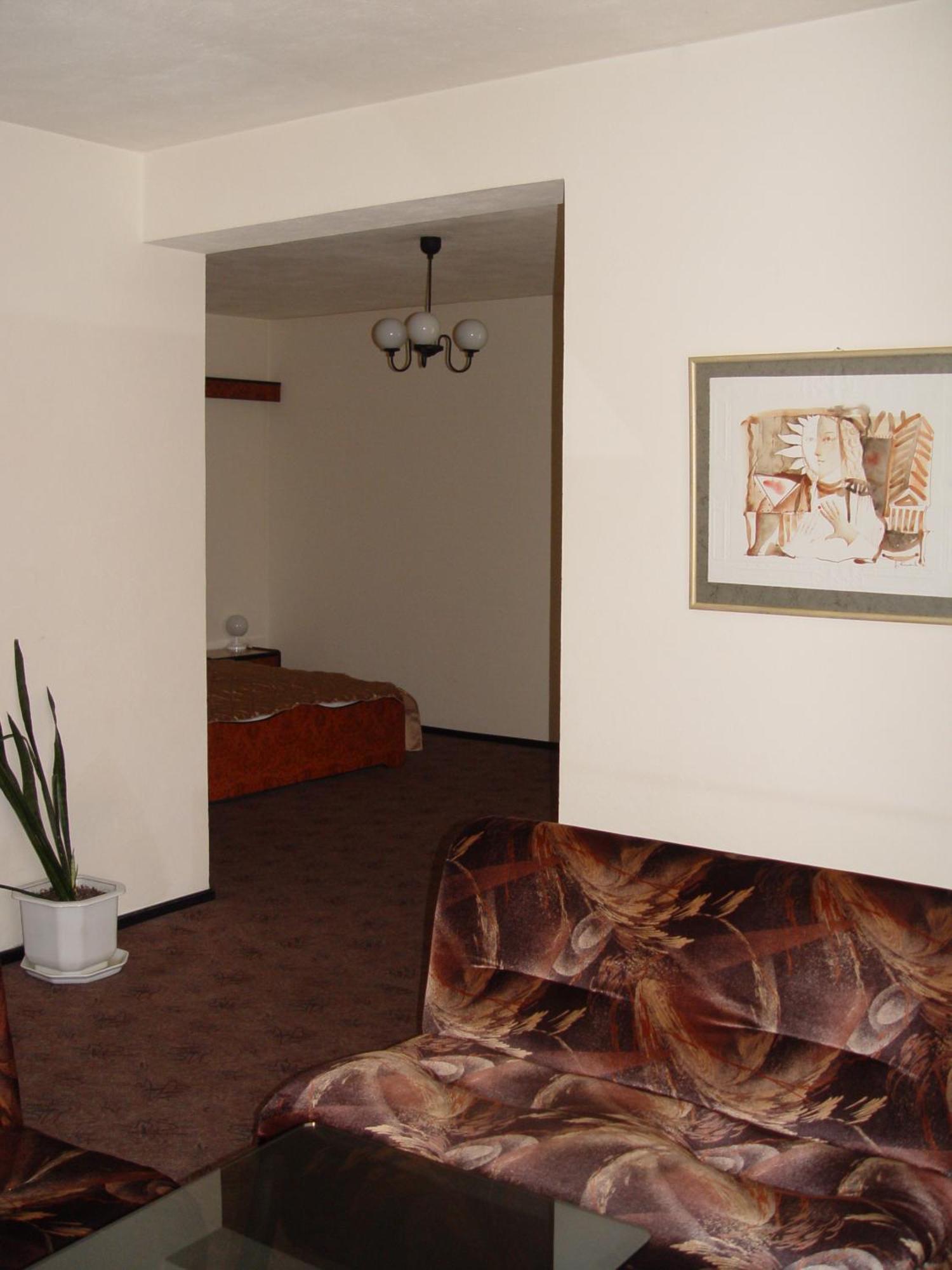 Family Hotel Gabrovo Exterior foto