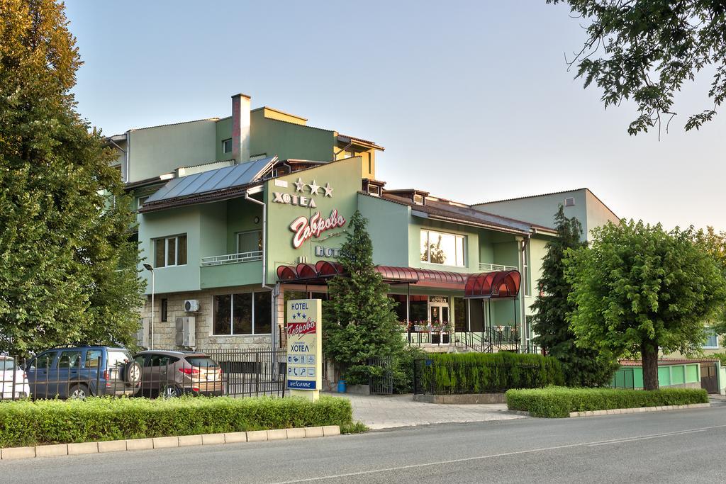 Family Hotel Gabrovo Exterior foto