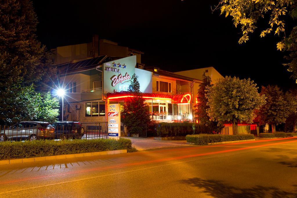 Family Hotel Gabrovo Exterior foto